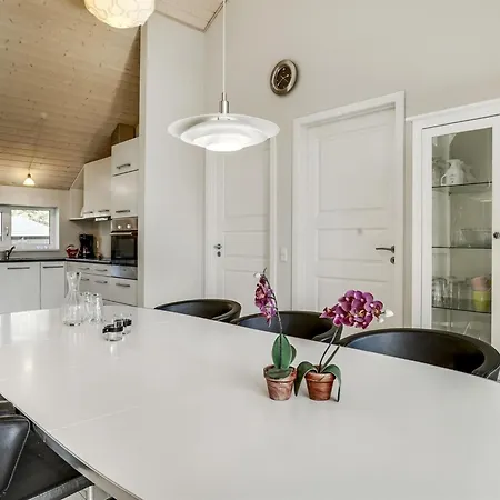 Anethe - 100m To The Fjord By Interhome Vakantiehuis Logstor